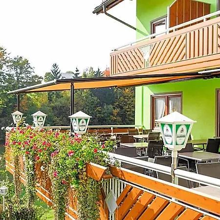 Gasthof-pension Lamm Hotel